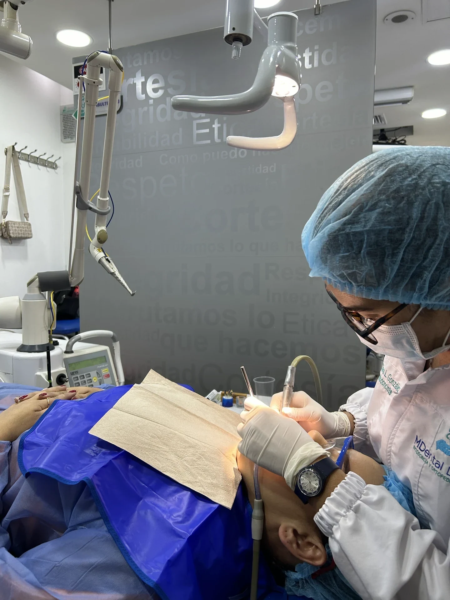 Endodoncia en MDental Láser, El Poblado, Medellín